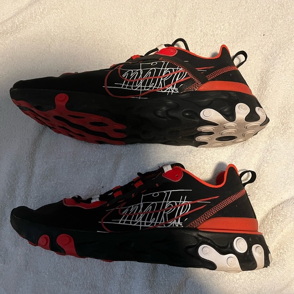 Nike element 55 size 12 - Picture 5 of 8